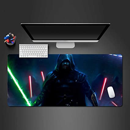 Un tapis de souris sabre laser