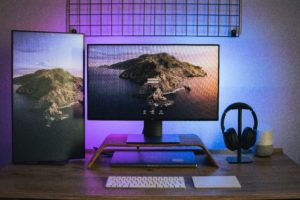 bureau avec rehausseur ecran