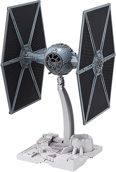 un TIE fighter